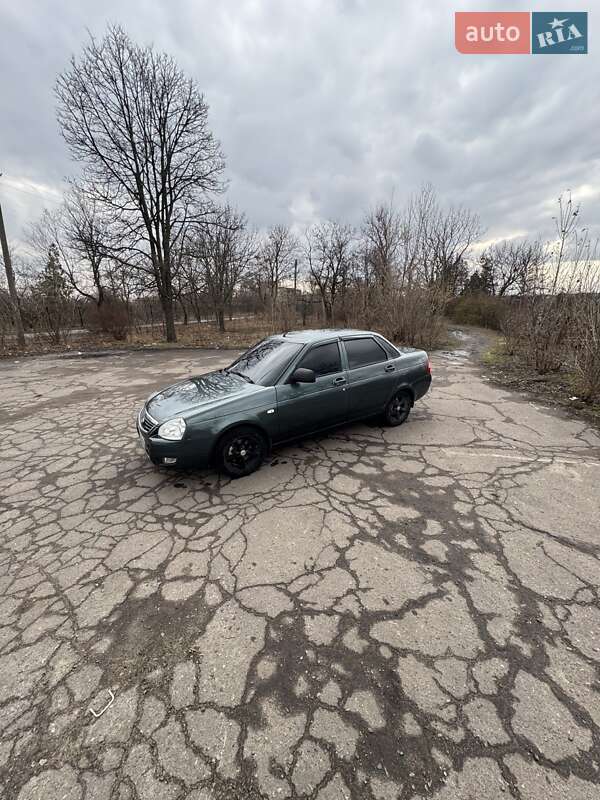 Седан ВАЗ / Lada 2170 Priora 2011 в Покрові