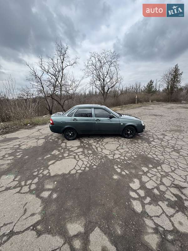 Седан ВАЗ / Lada 2170 Priora 2011 в Покрові