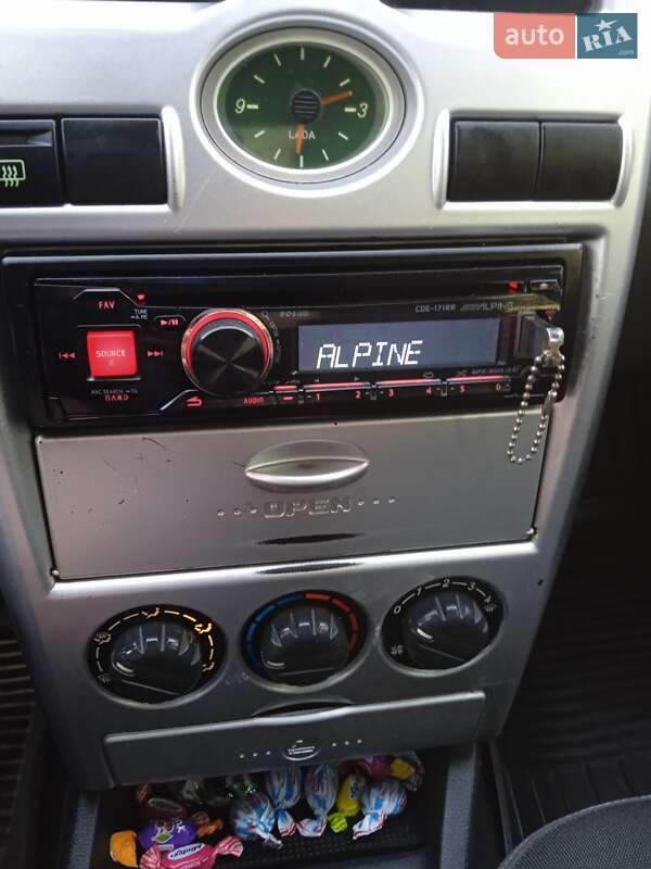 Седан ВАЗ / Lada 2170 Priora 2007 в Белогорье