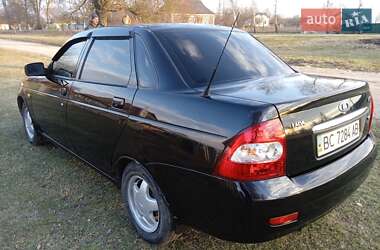 Седан ВАЗ / Lada 2170 Priora 2007 в Белогорье