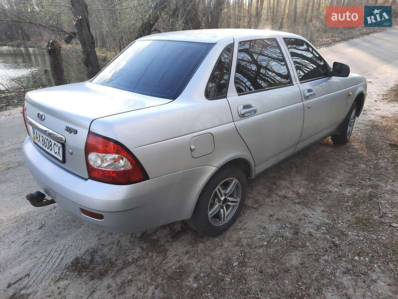 Седан ВАЗ / Lada 2170 Priora 2012 в Люботине