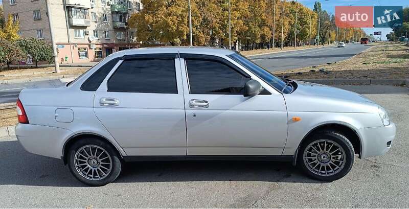 Седан ВАЗ / Lada 2170 Priora 2012 в Харькове