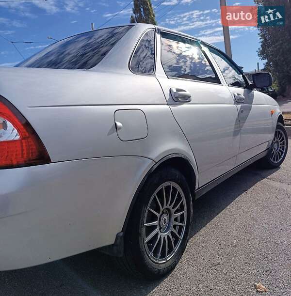 Седан ВАЗ / Lada 2170 Priora 2012 в Харькове