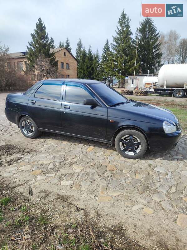 Седан ВАЗ / Lada 2170 Priora 2008 в Путивле фото 2 Седан ВАЗ / Lada 2170 Priora 2008 в Путивле