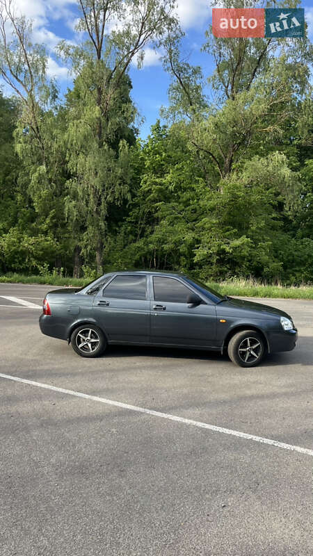 Седан ВАЗ / Lada 2170 Priora 2012 в Прилуках