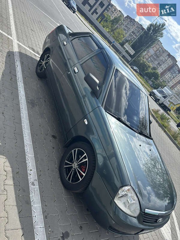 Седан ВАЗ / Lada 2170 Priora 2008 в Києві