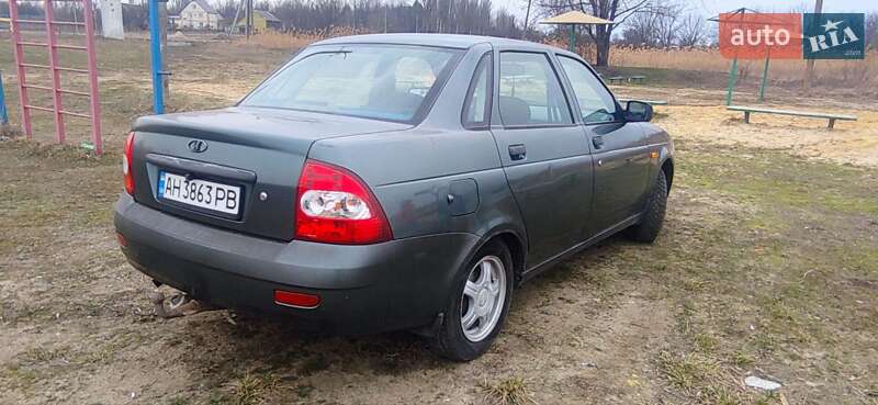 Седан ВАЗ / Lada 2170 Priora 2011 в Павлограде