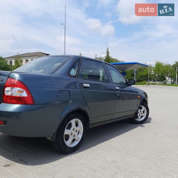 Седан ВАЗ / Lada 2170 Priora 2007 в Гусятине
