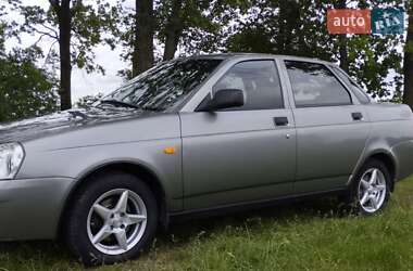 Седан ВАЗ 2170 Priora 2008 в Умани