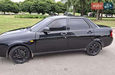Седан ВАЗ 2170 Priora 2012 в 
