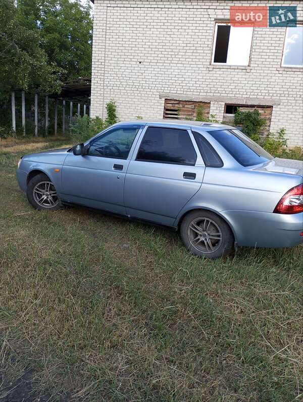 Седан ВАЗ / Lada 2170 Priora 2009 в Изюме
