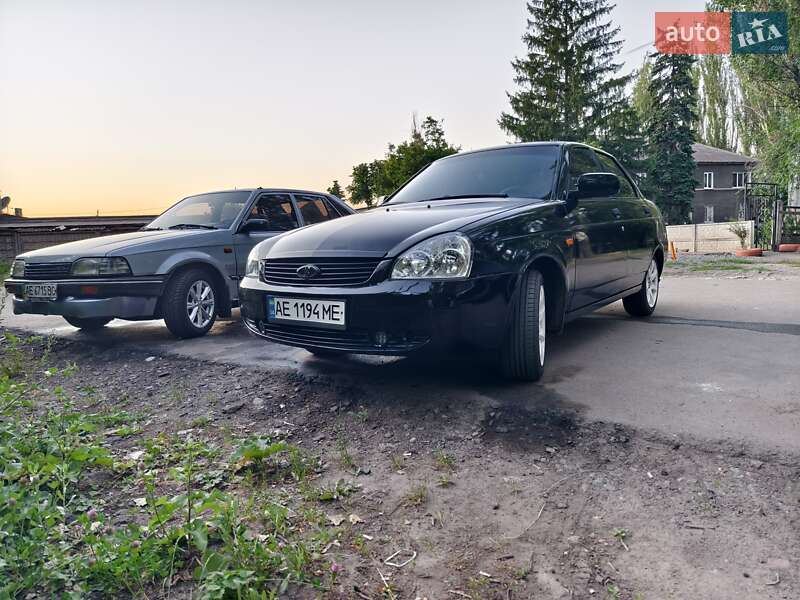 Седан ВАЗ / Lada 2170 Priora 2010 в Кривому Розі