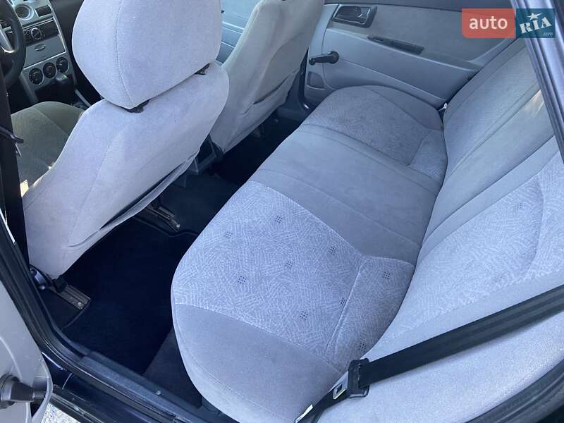 Седан ВАЗ / Lada 2170 Priora 2007 в Черновцах