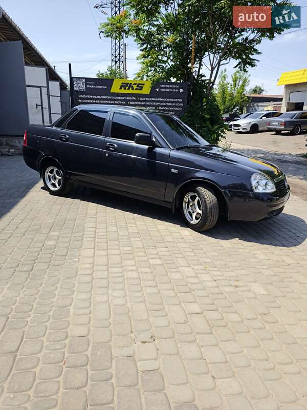 Седан ВАЗ / Lada 2170 Priora 2008 в Кривом Роге