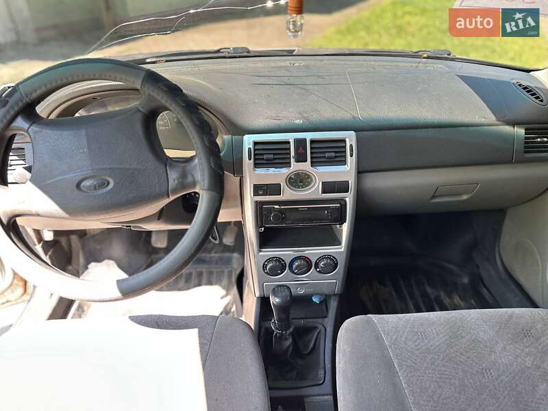 Седан ВАЗ / Lada 2170 Priora 2007 в Николаеве