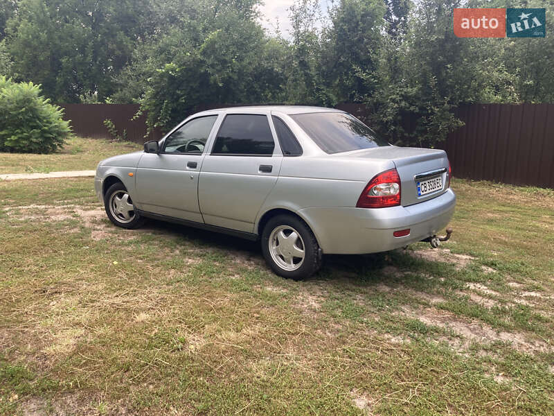 Седан ВАЗ / Lada 2170 Priora 2007 в Барышевке