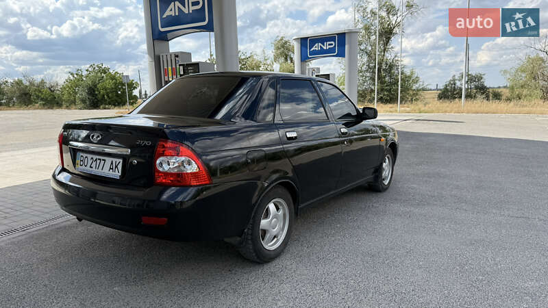 Седан ВАЗ / Lada 2170 Priora 2008 в Новом Буге
