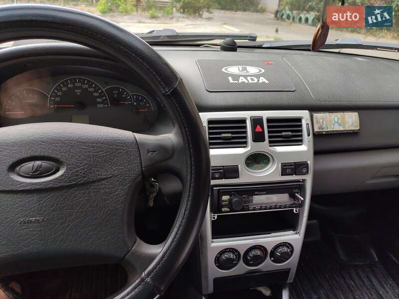 Седан ВАЗ / Lada 2170 Priora 2007 в Николаеве