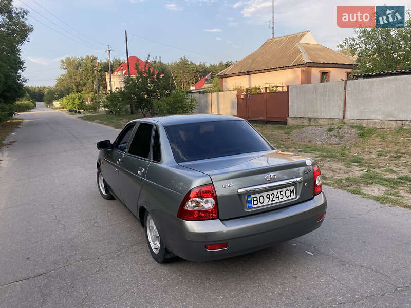 Седан ВАЗ / Lada 2170 Priora 2008 в Кременчуге