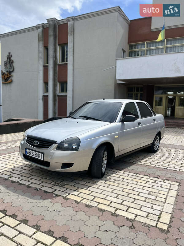 Седан ВАЗ / Lada 2170 Priora 2008 в Виннице фото 5 Седан ВАЗ / Lada 2170 Priora 2008 в Виннице