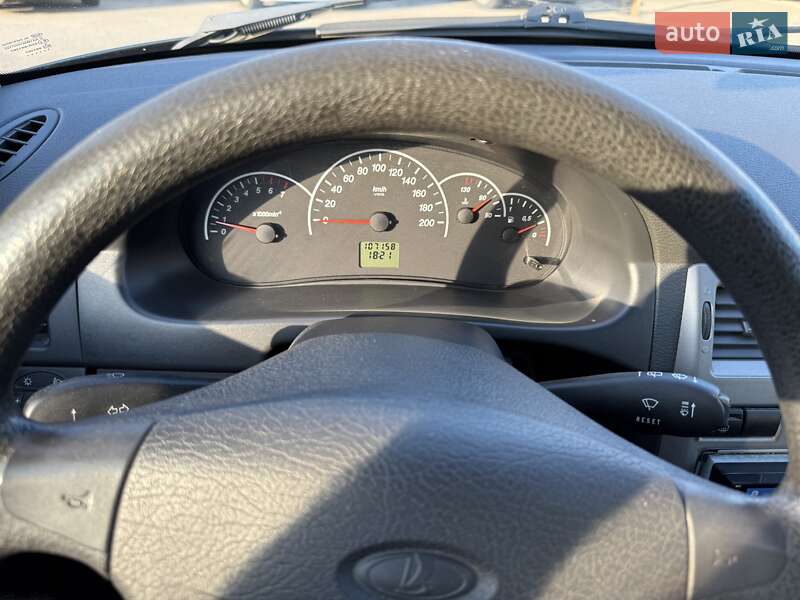 Седан ВАЗ / Lada 2170 Priora 2011 в Запорожье
