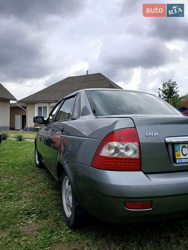 Седан ВАЗ / Lada 2170 Priora 2008 в Черновцах