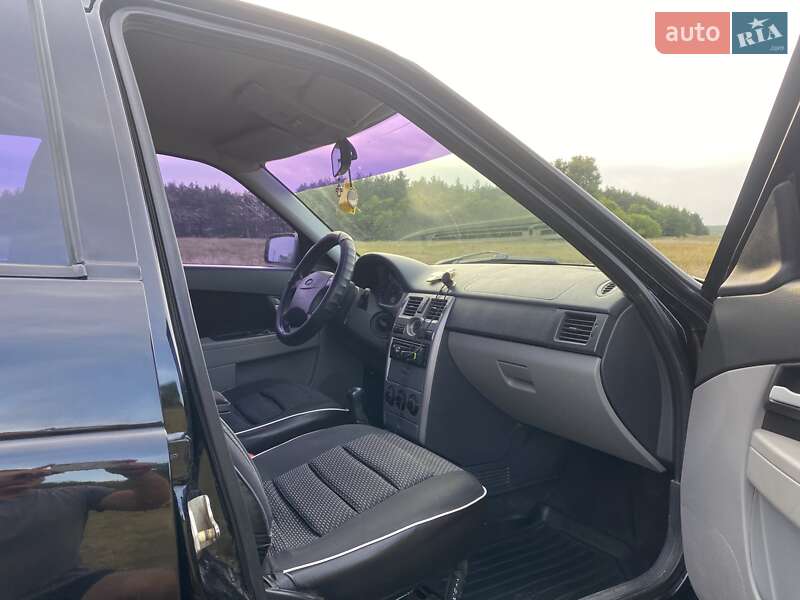 Седан ВАЗ / Lada 2170 Priora 2011 в Тростянце
