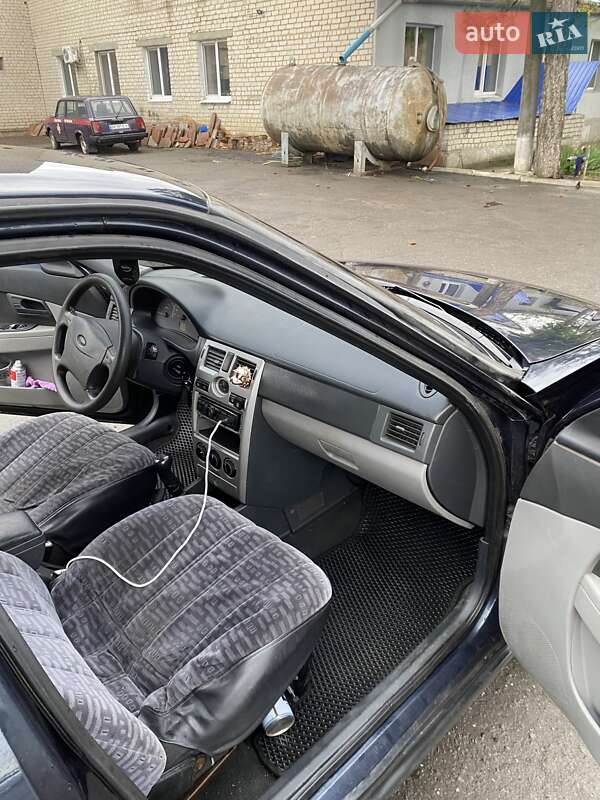 Седан ВАЗ / Lada 2170 Priora 2008 в Устиновке