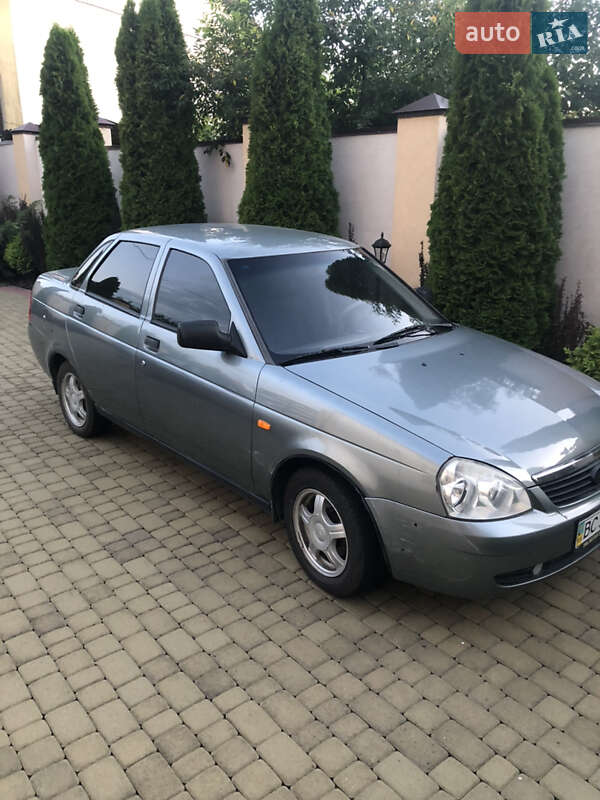 Седан ВАЗ / Lada 2170 Priora 2008 в Львові