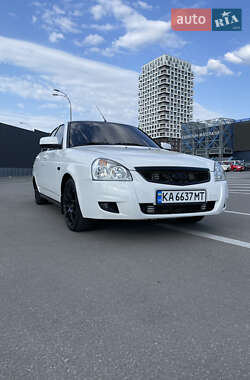 Седан ВАЗ 2170 Priora 2013 в 