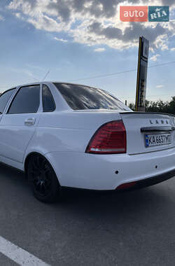Седан ВАЗ 2170 Priora 2013 в 