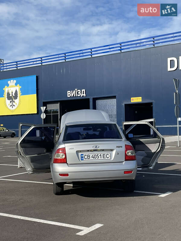 Седан ВАЗ / Lada 2170 Priora 2007 в Чернигове
