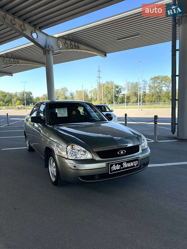 Седан ВАЗ / Lada 2170 Priora 2008 в Запорожье