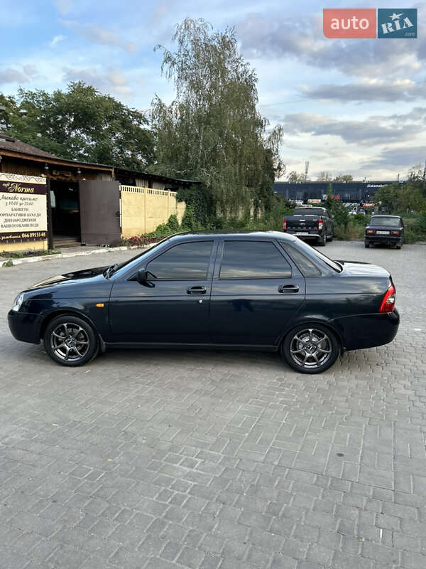 Седан ВАЗ / Lada 2170 Priora 2008 в Павлограде