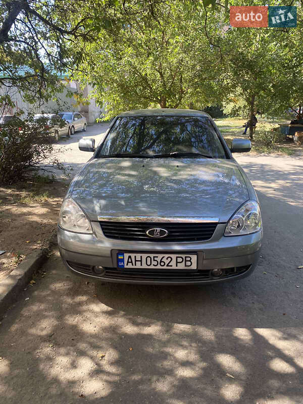 Седан ВАЗ / Lada 2170 Priora 2010 в Славянске фото 2 Седан ВАЗ / Lada 2170 Priora 2010 в Славянске
