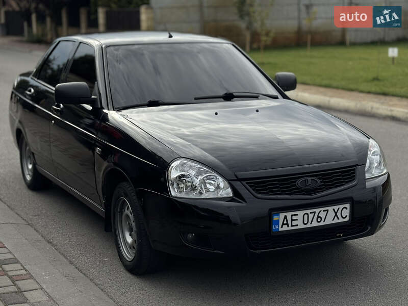 ВАЗ / Lada 2170 Priora 2011