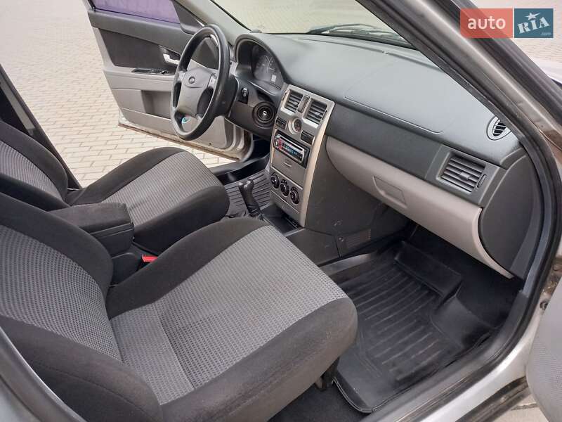 Седан ВАЗ / Lada 2170 Priora 2010 в Днепре