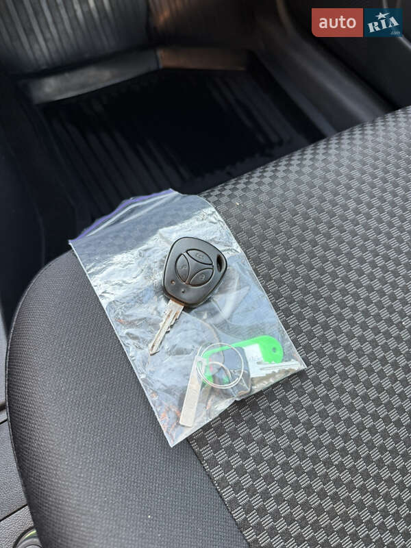 Седан ВАЗ / Lada 2170 Priora 2011 в Харкові фото 24 Седан ВАЗ / Lada 2170 Priora 2011 в Харкові