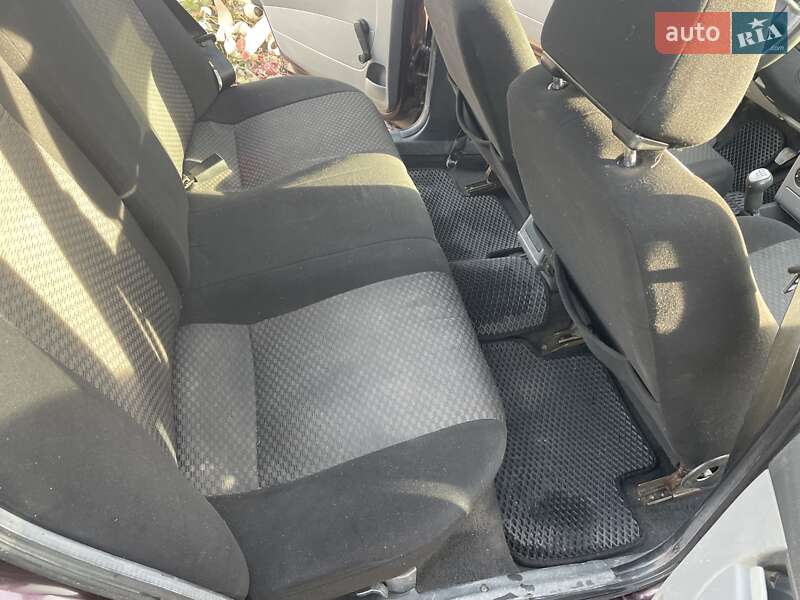 Седан ВАЗ / Lada 2170 Priora 2011 в Черновцах