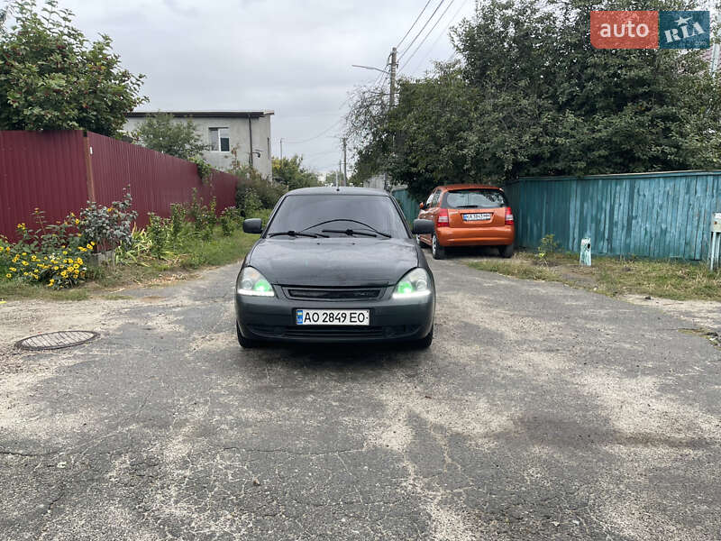 Седан ВАЗ / Lada 2170 Priora 2012 в Киеве фото 12 Седан ВАЗ / Lada 2170 Priora 2012 в Киеве