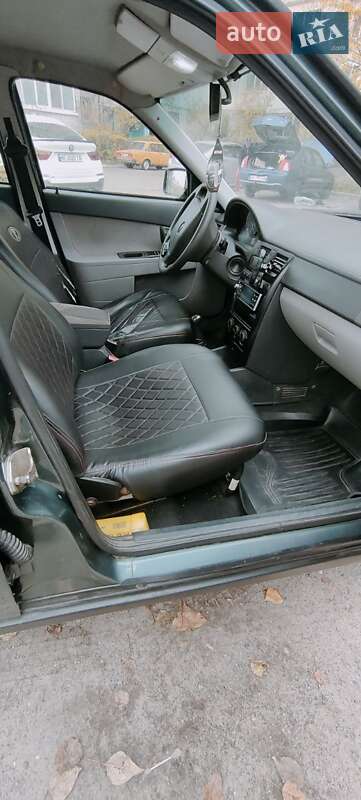 Седан ВАЗ / Lada 2170 Priora 2008 в Каменском