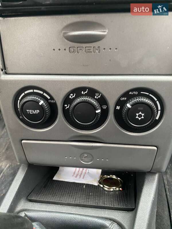 Седан ВАЗ / Lada 2170 Priora 2009 в Днепре фото 16 Седан ВАЗ / Lada 2170 Priora 2009 в Днепре