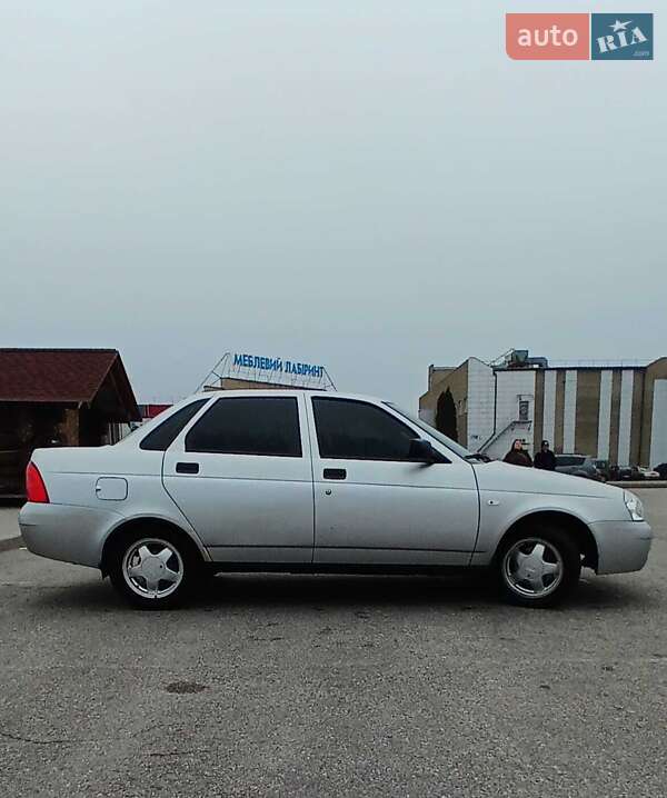 Седан ВАЗ / Lada 2170 Priora 2007 в Кривому Розі фото 2 Седан ВАЗ / Lada 2170 Priora 2007 в Кривому Розі