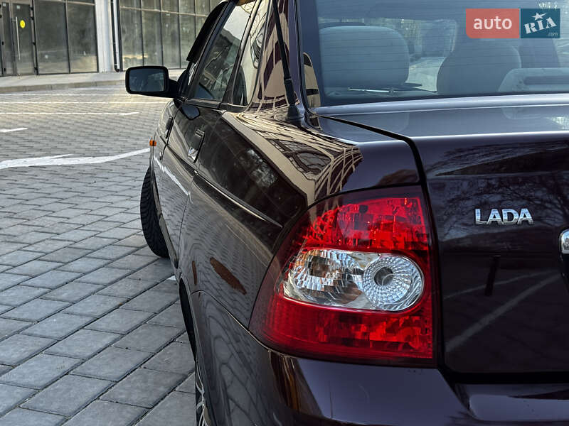 Седан ВАЗ / Lada 2170 Priora 2008 в Рівному фото 9 Седан ВАЗ / Lada 2170 Priora 2008 в Рівному
