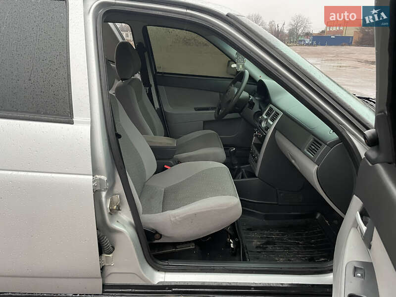 Седан ВАЗ / Lada 2170 Priora 2008 в Прилуках