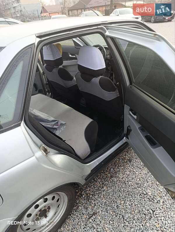 Седан ВАЗ / Lada 2170 Priora 2010 в Павлограде фото 4 Седан ВАЗ / Lada 2170 Priora 2010 в Павлограде