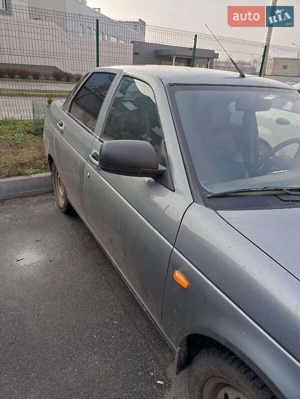 Седан ВАЗ / Lada 2170 Priora 2012 в Харькове фото 3 Седан ВАЗ / Lada 2170 Priora 2012 в Харькове