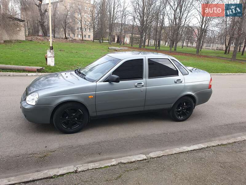 Седан ВАЗ / Lada 2170 Priora 2008 в Кривому Розі фото 2 Седан ВАЗ / Lada 2170 Priora 2008 в Кривому Розі