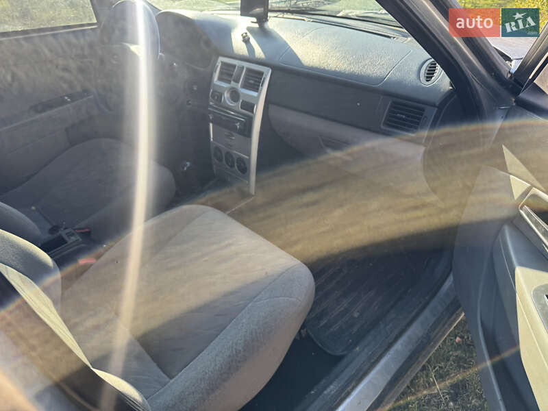 Седан ВАЗ / Lada 2170 Priora 2008 в Ровно фото 5 Седан ВАЗ / Lada 2170 Priora 2008 в Ровно