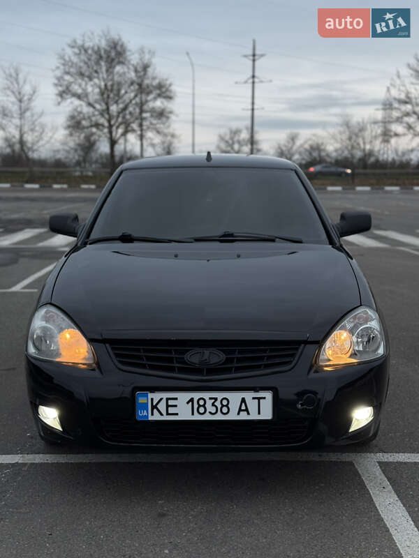 Седан ВАЗ / Lada 2170 Priora 2010 в Миколаєві